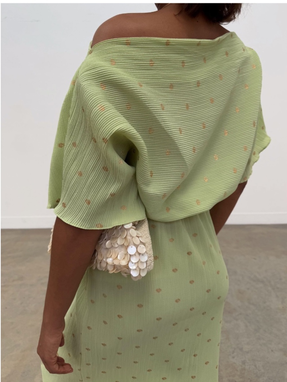 NEW Never Fully Dressed Tilly Metallic Plisse Maxi Dress in Pistachio Sz XS - Picture 3 of 6